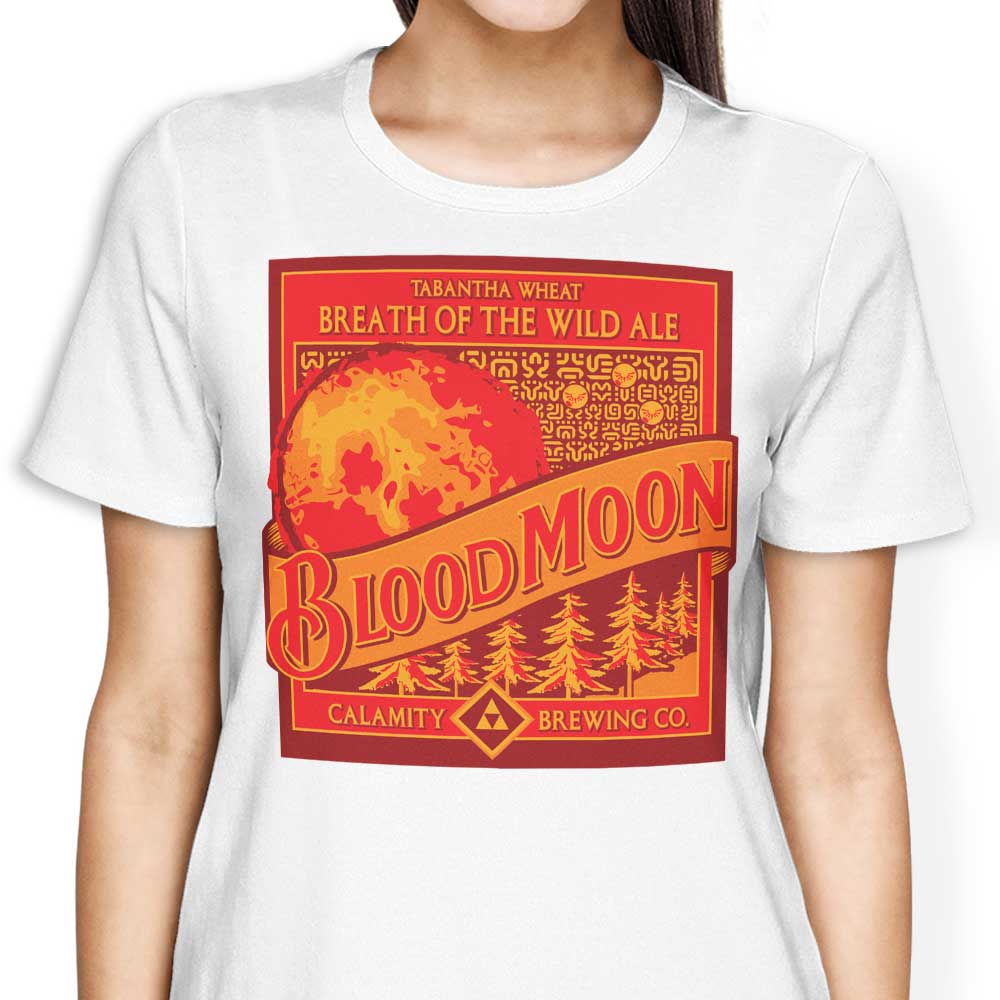 Rachael Thomas's Blood Moon Women's Fashionable T-Shirts