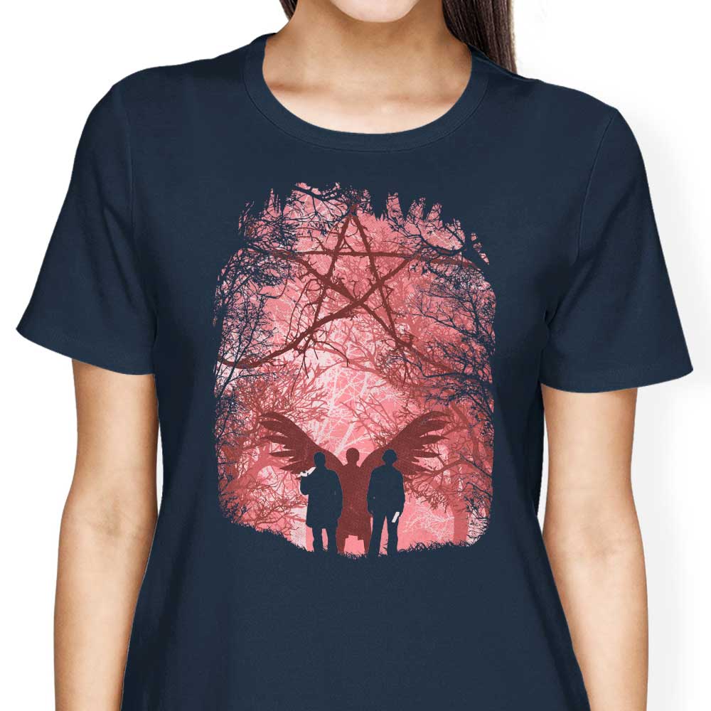 Renowned Hunters Women's Fashion Apparel - T-Shirts and Premium T-Shirts