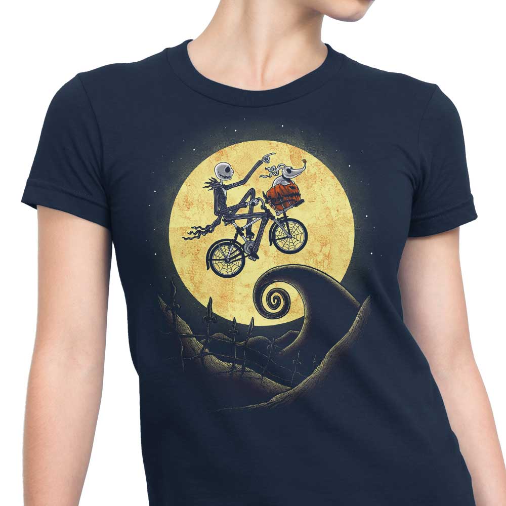 Women's 'The Shadow on the Moon' Apparel - Stylish T-Shirts