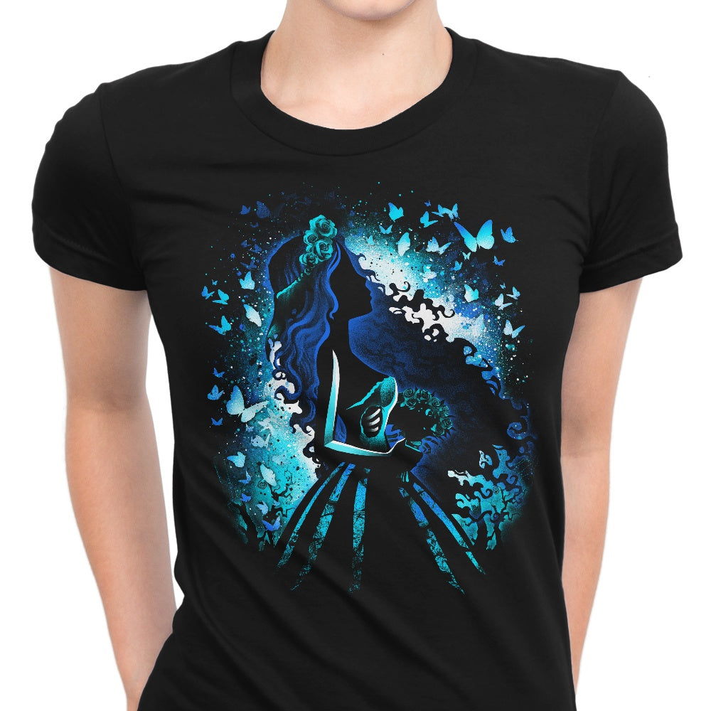 Alemaglia's Undead Bride Returns Women's Fashionable T-Shirts