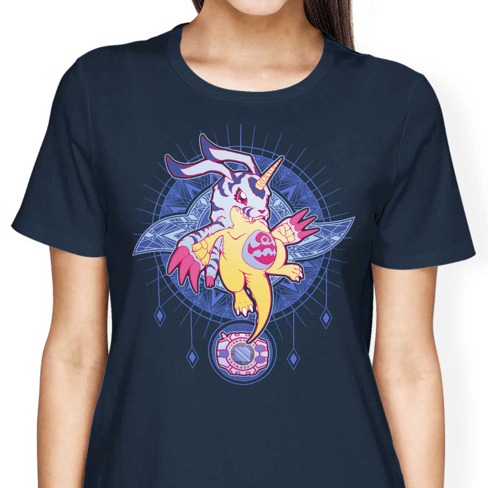 Friendship Crest - Stylish Women's Apparel