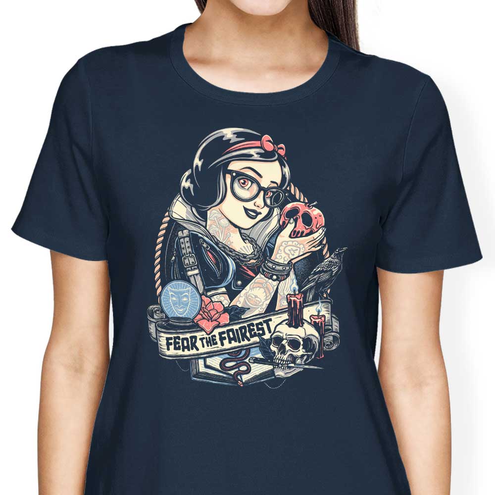 Momma Gorilla's 'Fear the Fairest' Women's Fashionable T-Shirts