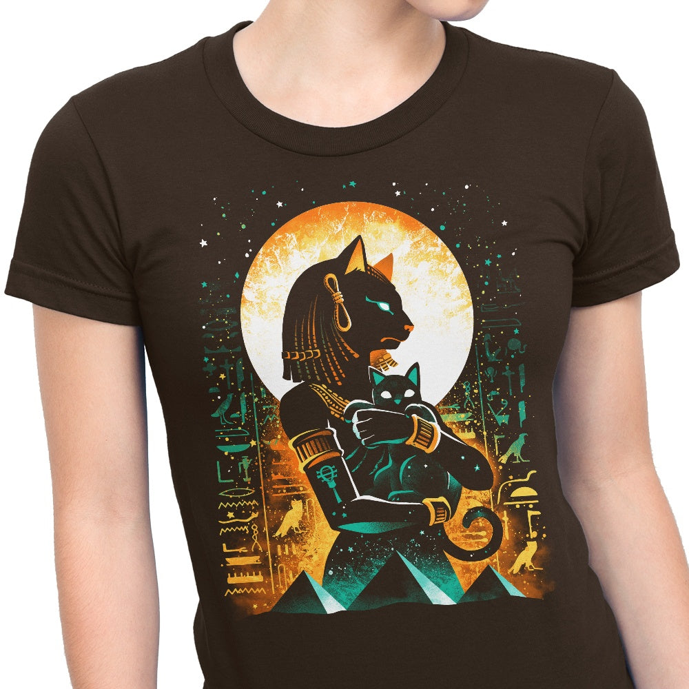 Stylish Women's 'Goddess of Cats' Apparel from Alemaglia