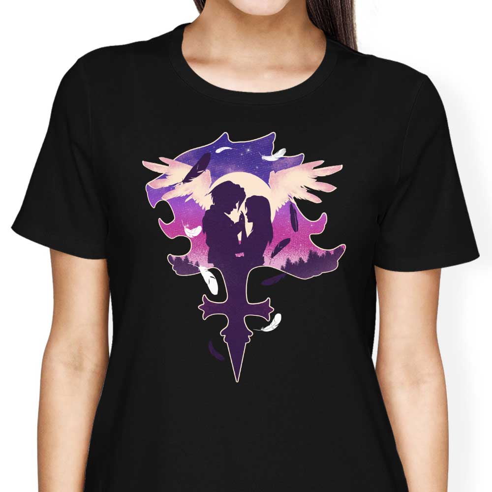 Hypertwenty's 'Eyes on Me' Women's Fashion Apparel - T-Shirts and Premium T-Shirts