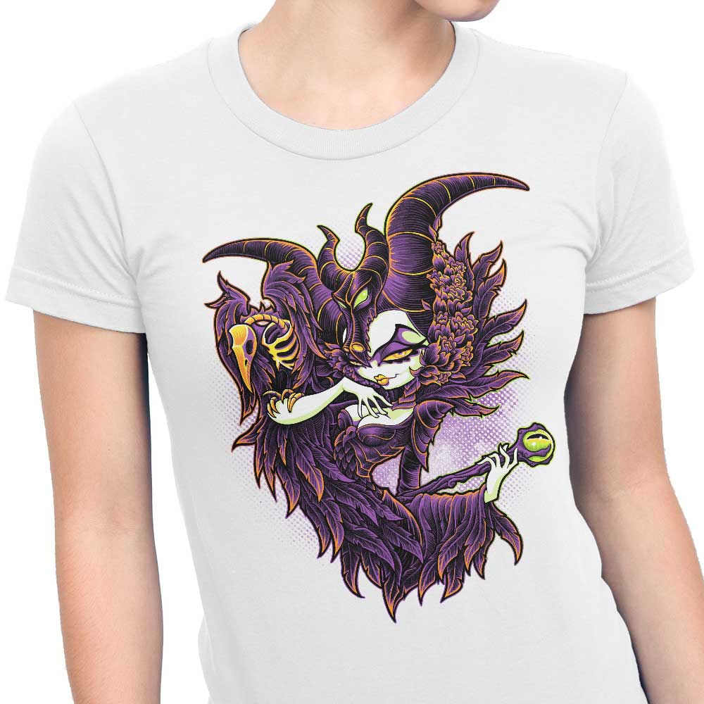 Jehsee's Women's Apparel - Malevolent Gaze T-Shirts in Various Sizes