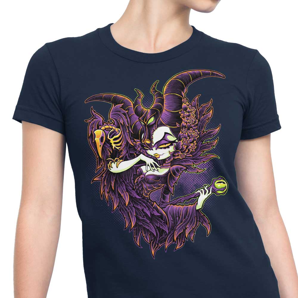 Jehsee's Women's Apparel - Malevolent Gaze T-Shirts in Various Sizes