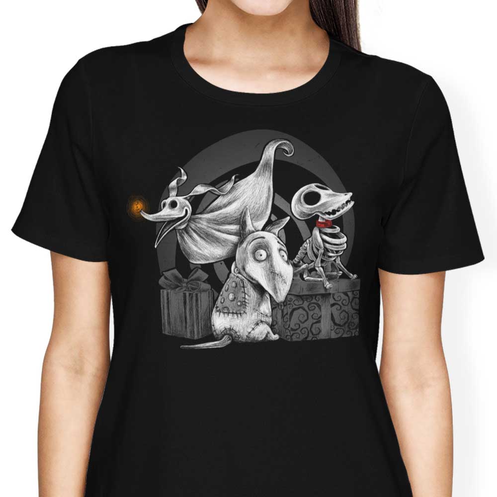 Eerie Dogs-themed Women's Clothing Apparel