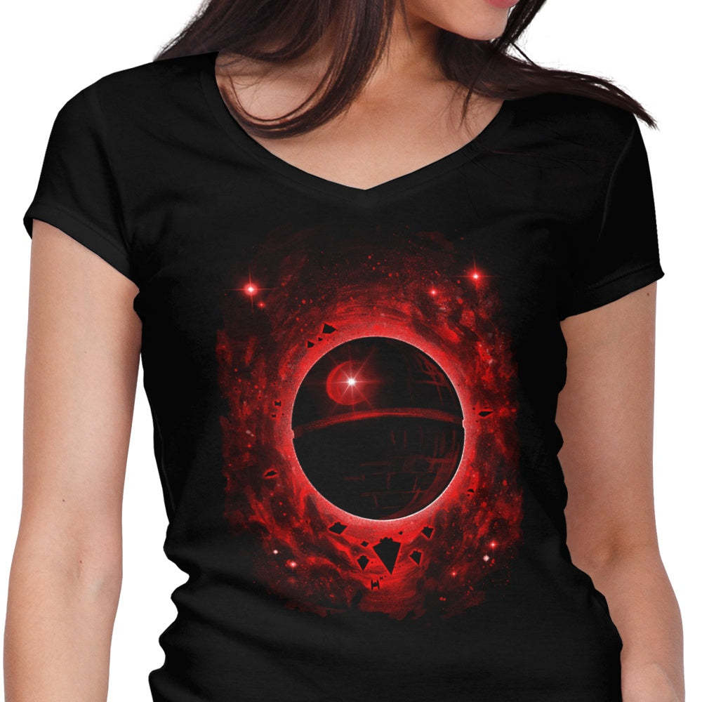 Alemaglia's Stylish Women's V-Neck - 'That's No Moon'