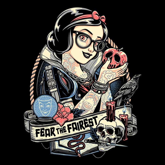 Momma Gorilla's 'Fear the Fairest' Women's Fashionable T-Shirts