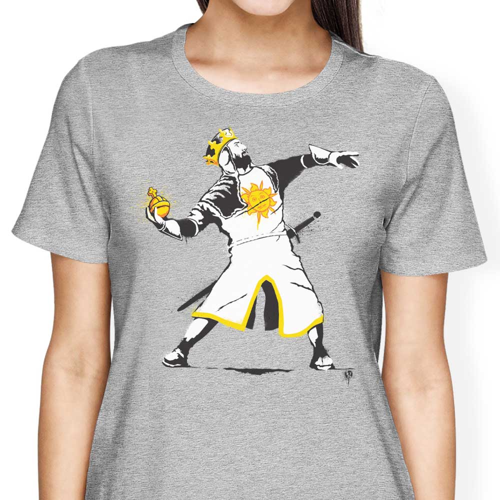 Banksy Python 1-2-5 Women's Fashion Apparel - Stylish T-Shirts Collection