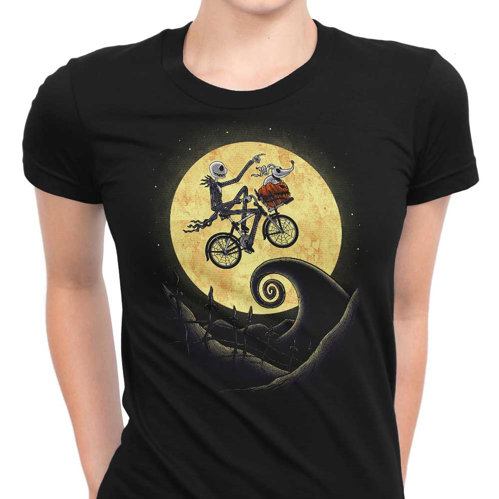 Women's 'The Shadow on the Moon' Apparel - Stylish T-Shirts