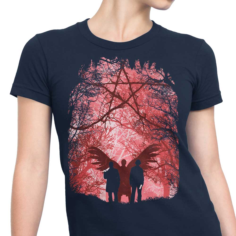 Renowned Hunters Women's Fashion Apparel - T-Shirts and Premium T-Shirts