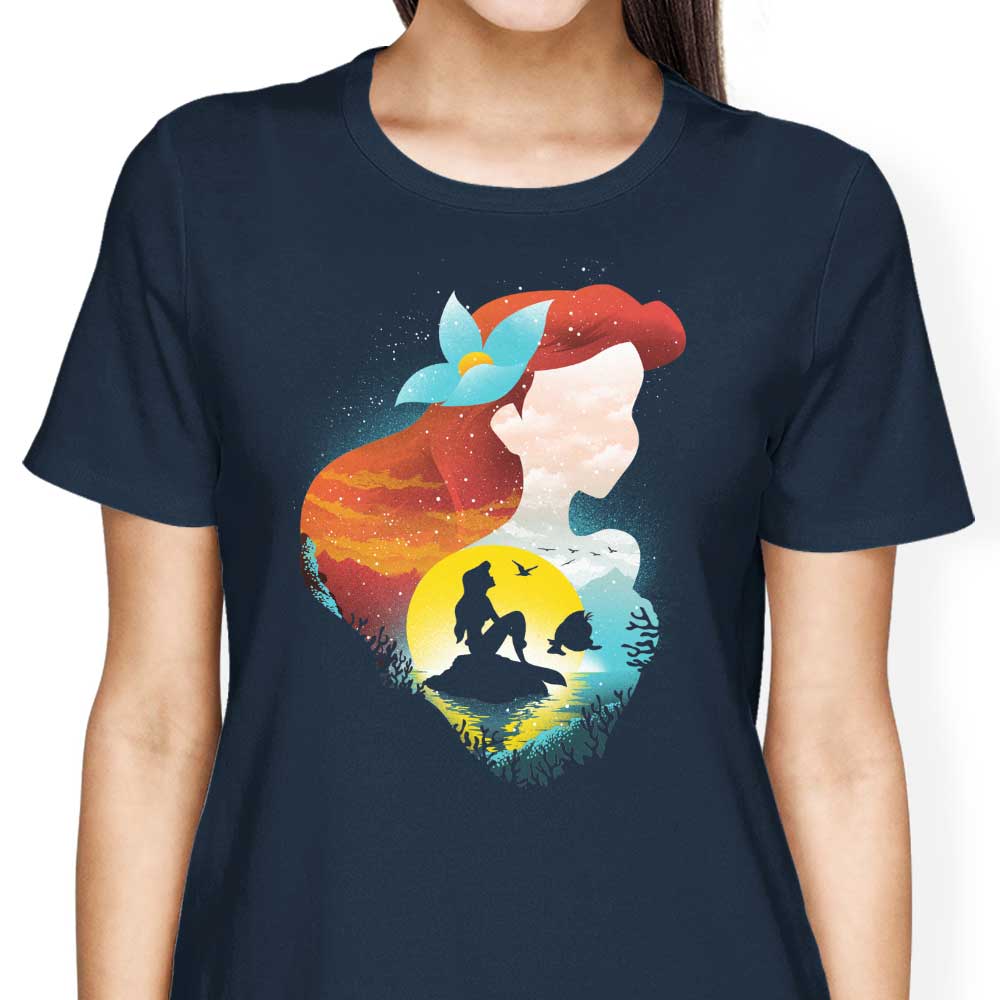 Elegant Sea Princess Silhouette Women's Fashion Apparel