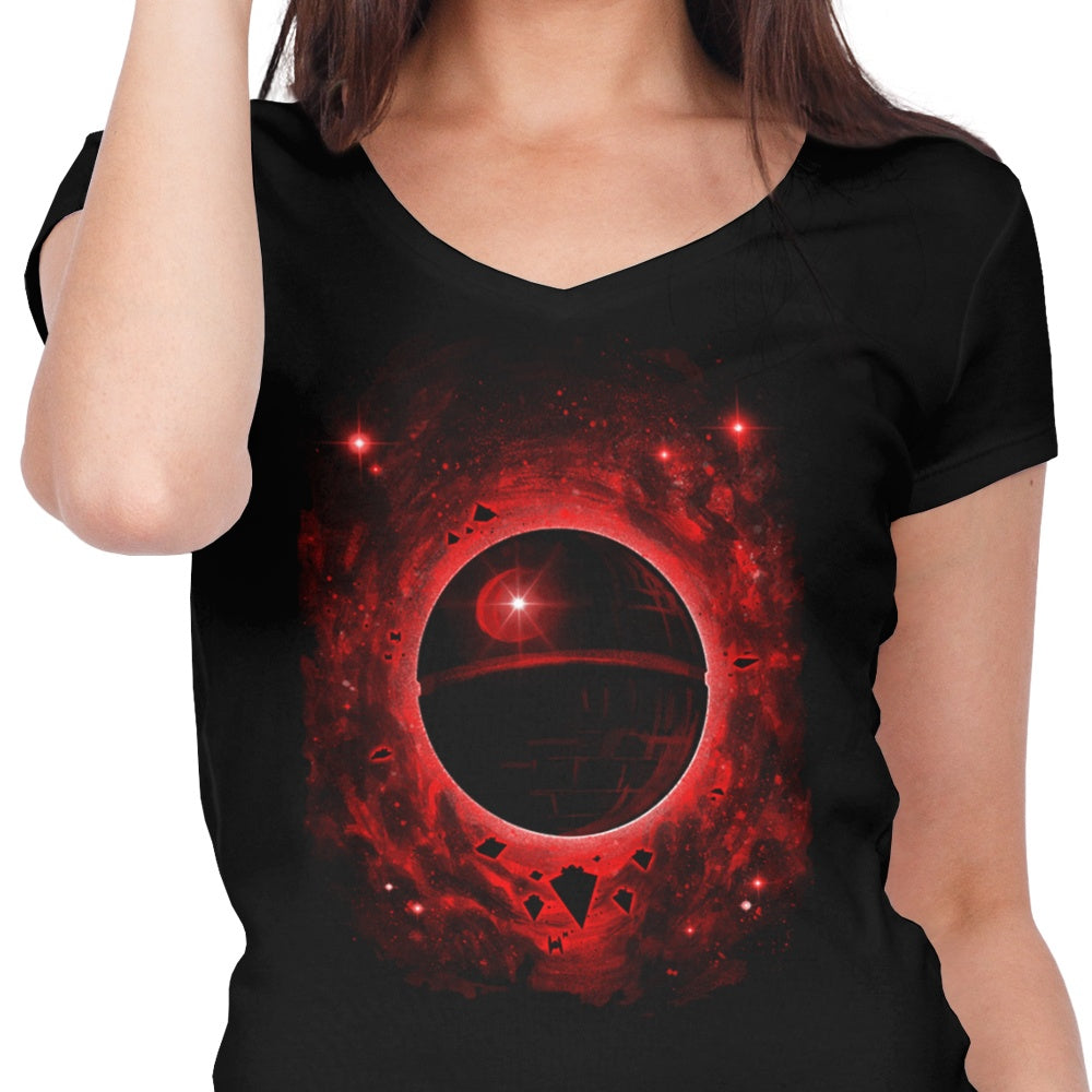 Alemaglia's Stylish Women's V-Neck - 'That's No Moon'