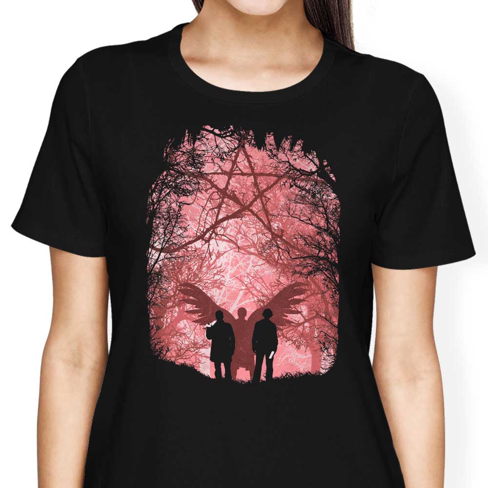 Renowned Hunters Women's Fashion Apparel - T-Shirts and Premium T-Shirts