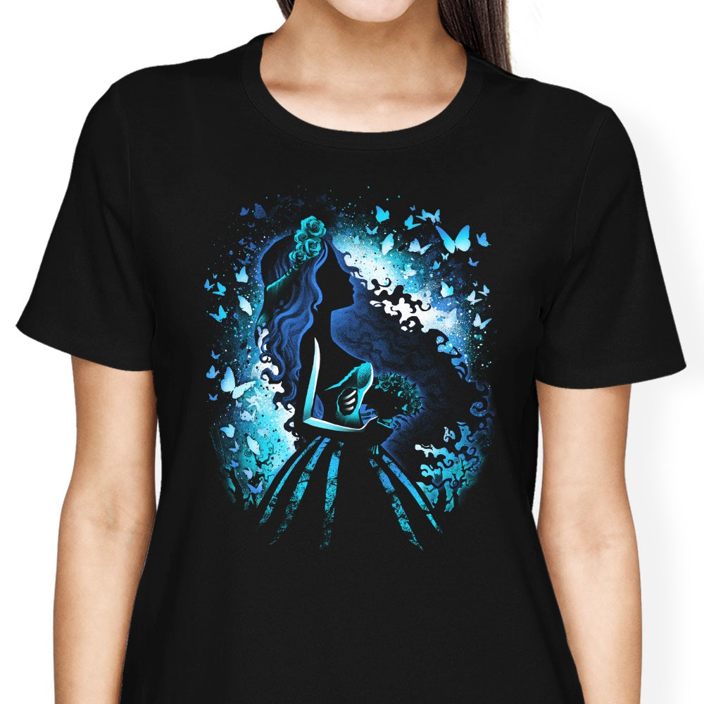 Alemaglia's Undead Bride Returns Women's Fashionable T-Shirts