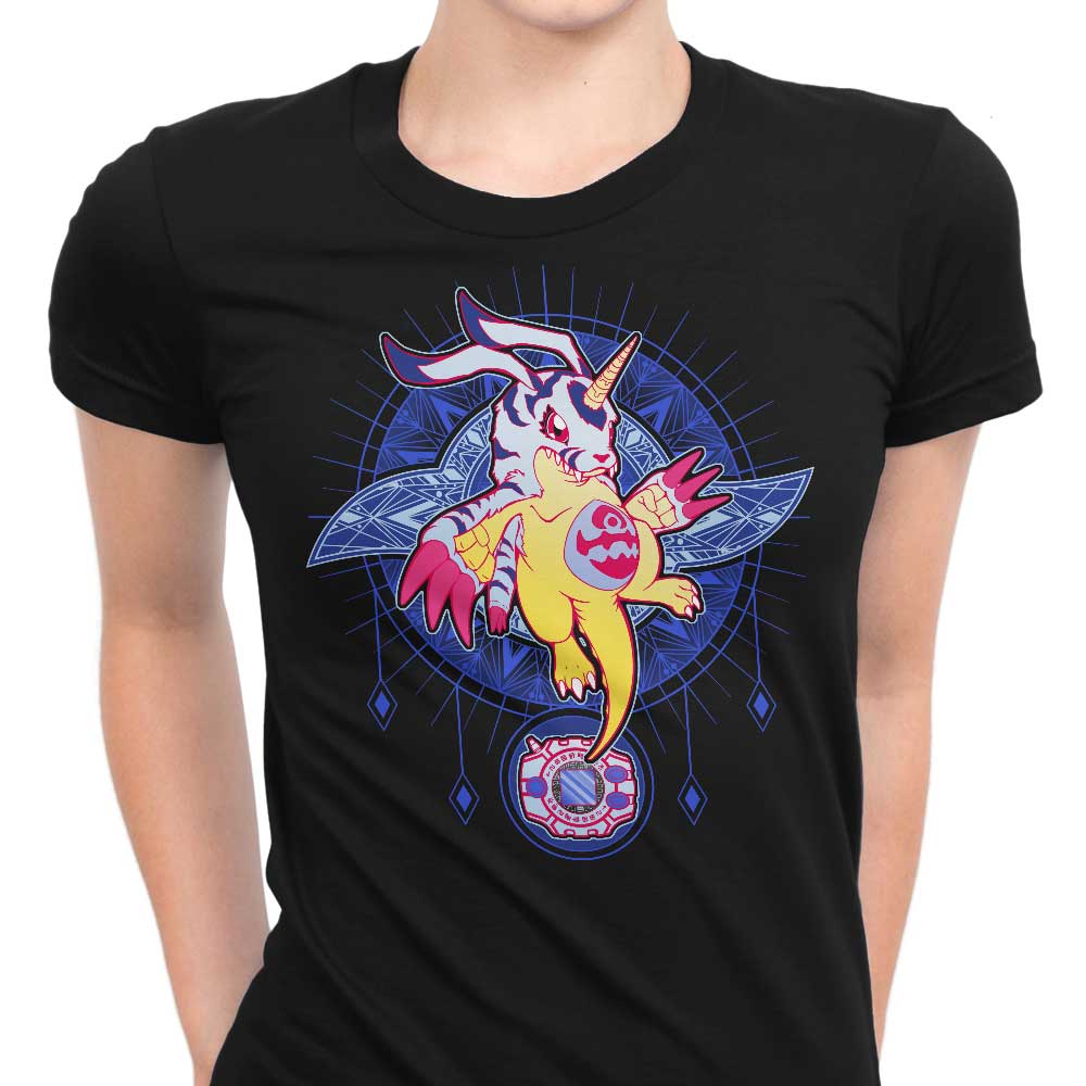 Friendship Crest - Stylish Women's Apparel
