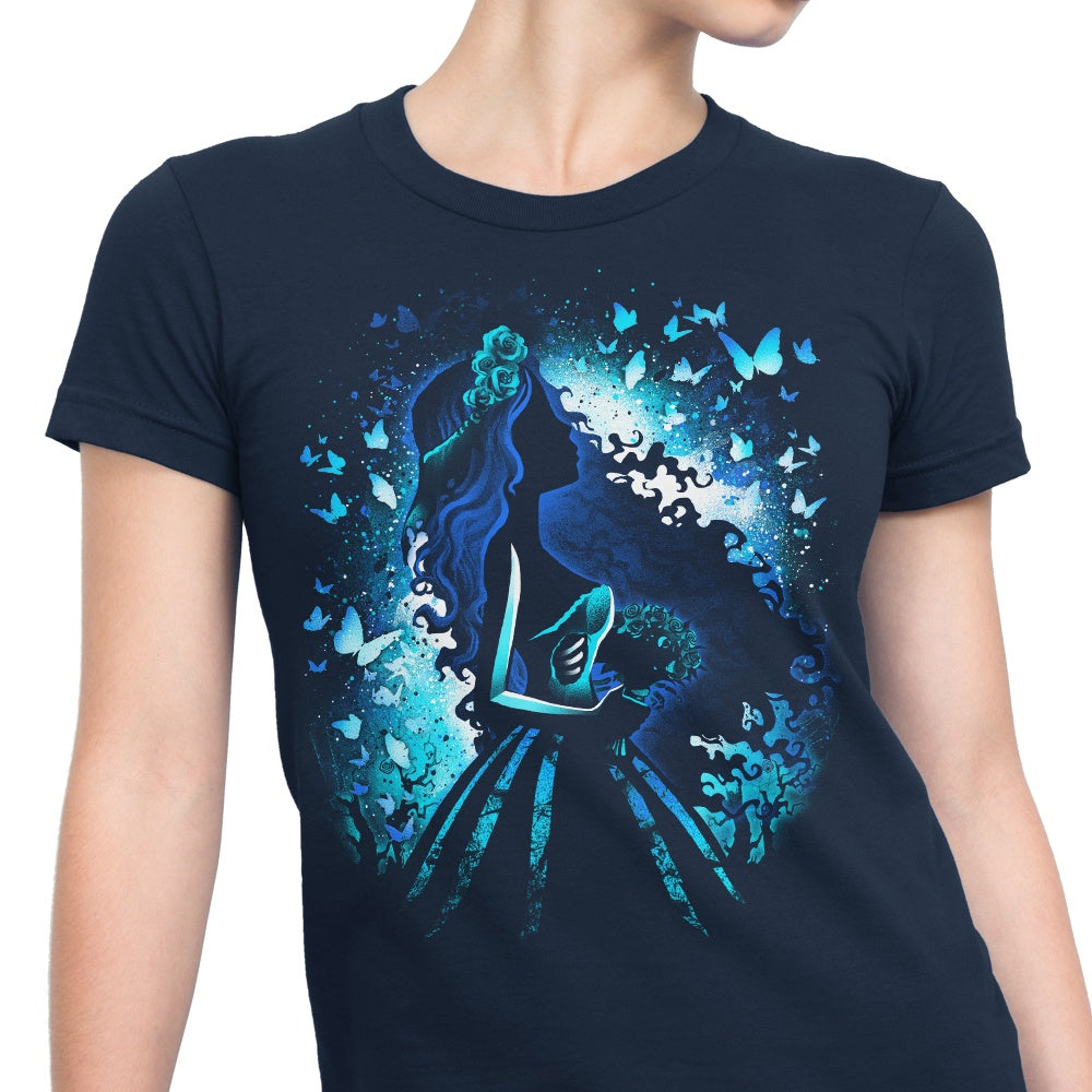 Alemaglia's Undead Bride Returns Women's Fashionable T-Shirts