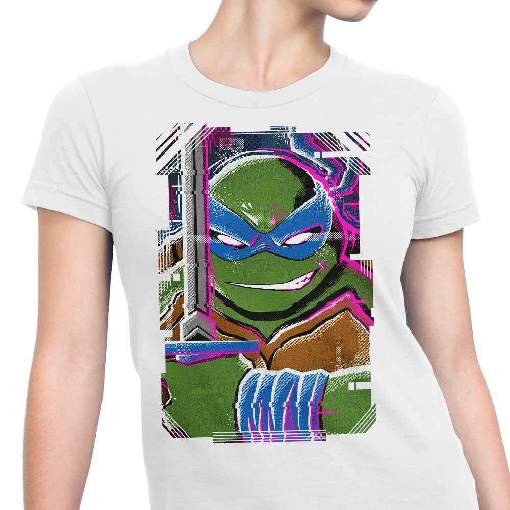 Leo Glitch Women's Fashion Apparel - Stylish T-Shirts and Premium T-Shirts