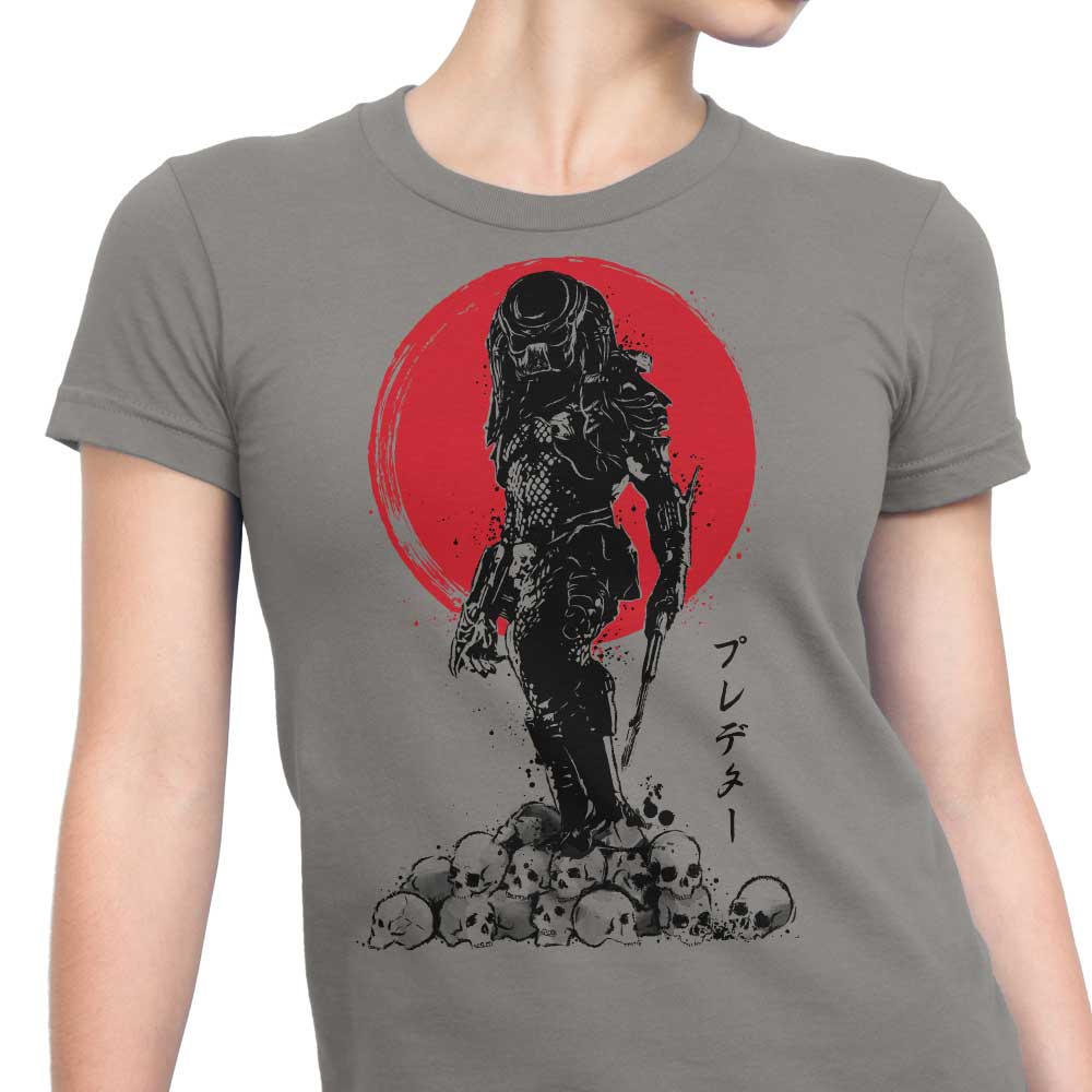 Stylish Yautja Hunter Women's Clothing Collection