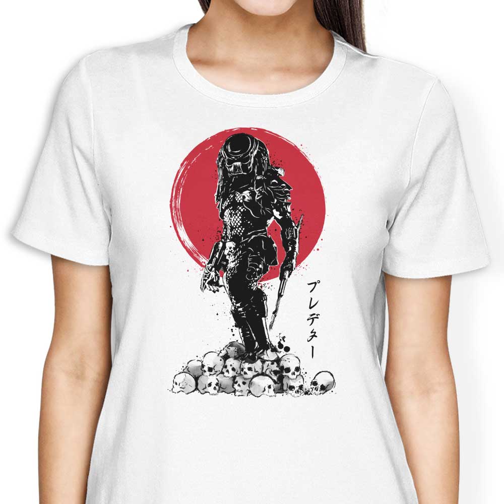 Stylish Yautja Hunter Women's Clothing Collection